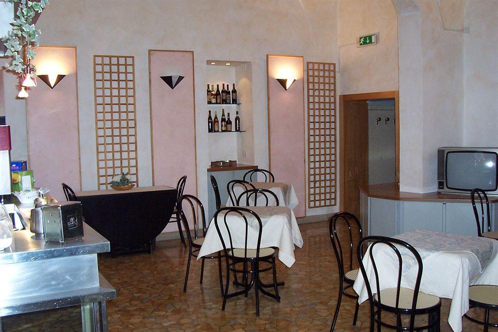 Allegroitalia Nazionale Volterra Bagian luar foto