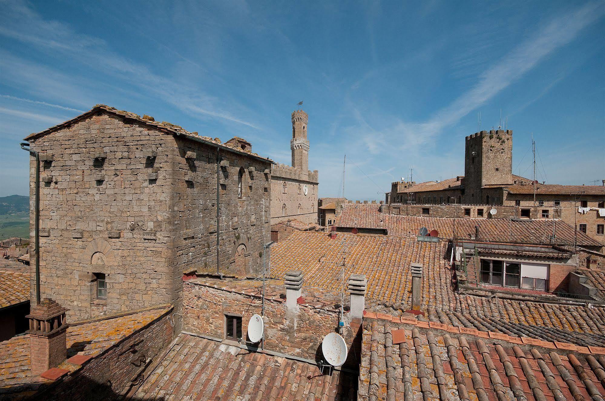 Allegroitalia Nazionale Volterra Bagian luar foto